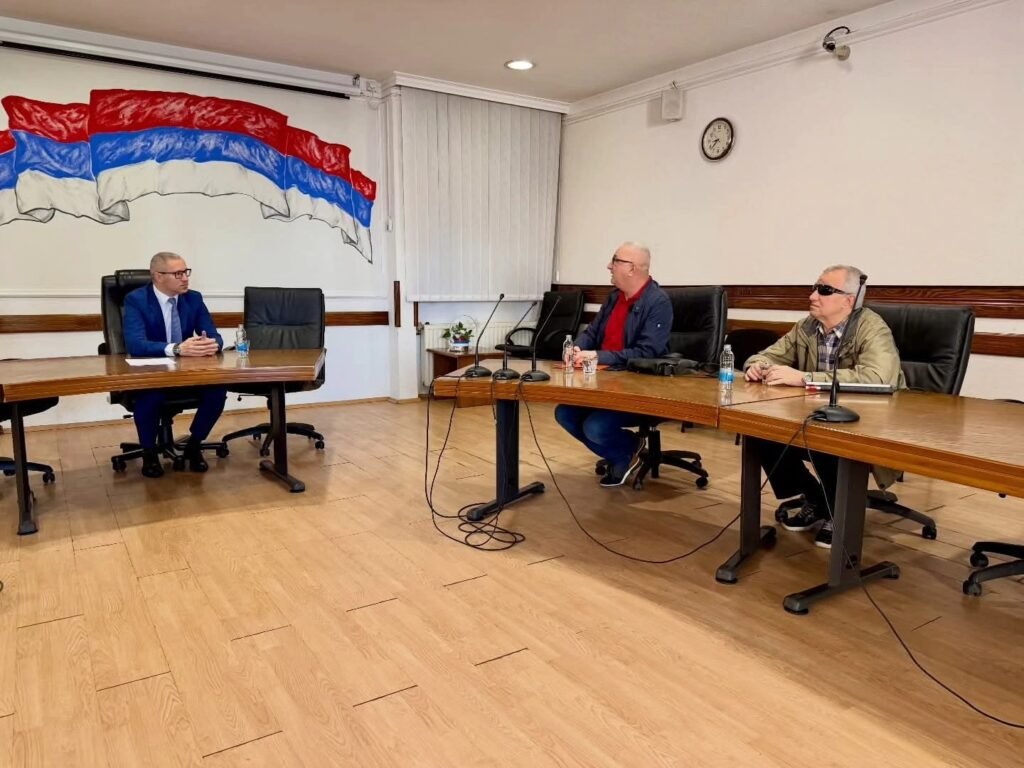 Prnjavor: Tomaš o podršci i personalnoj asistenciji slijepima