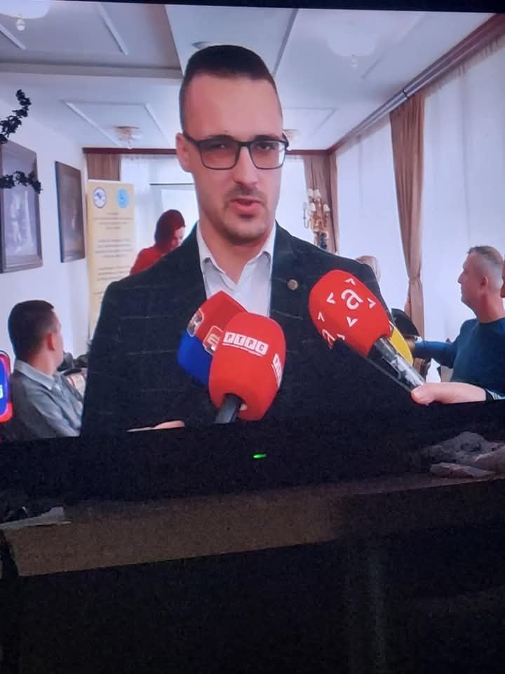 Vidimo li ih zaista? Kvalitet života slijepih i slabovidih osoba u društvu punom prepreka FOTO 3 zeljko o gosprnjavor